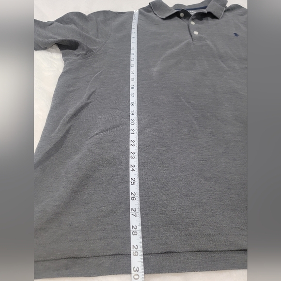 Izod Gray Polo Shirt with Ribbed Collar and Casual Fit - Picture 6 of 6